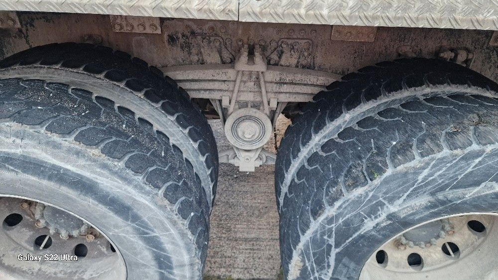 Fahrmischer Volvo FMX   410: das Bild 7