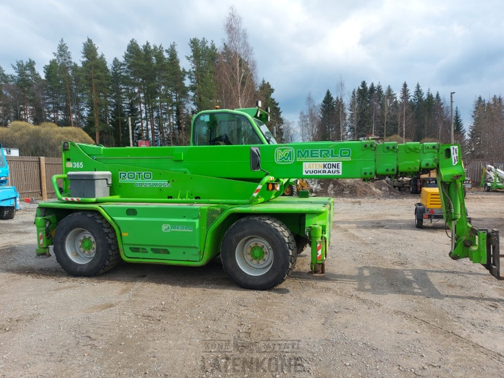 Teleskoplader Merlo ROTO 40.25MCSS with basket, remote, jib: das Bild 10