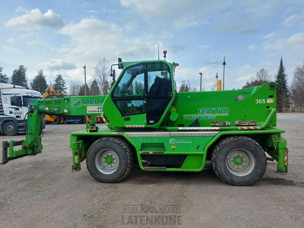 Merlo ROTO 40.25MCSS with basket, remote, jib - Teleskoplader: das Bild 2 Merlo ROTO 40.25MCSS with basket, remote, jib - Teleskoplader: das Bild 2