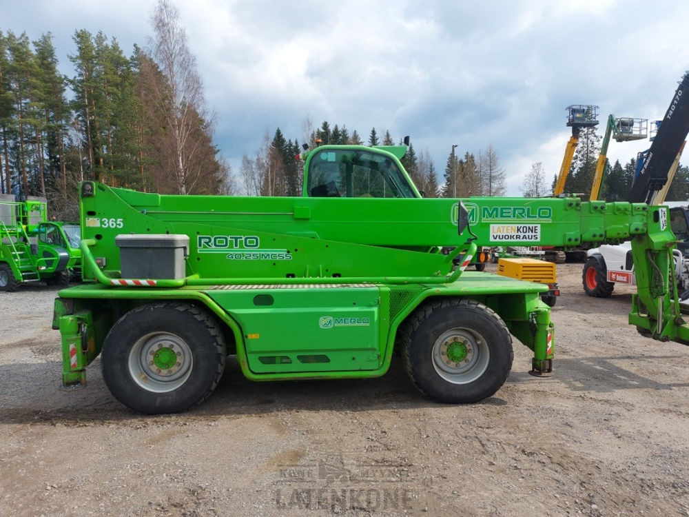 Teleskoplader Merlo ROTO 40.25MCSS with basket, remote, jib: das Bild 9