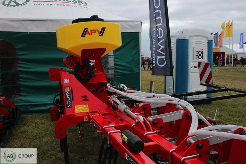 Awemak DRAGON TP 9 hydraulic folding inter-row cultivator - Technik für Bodenbearbeitung: das Bild 5 Awemak DRAGON TP 9 hydraulic folding inter-row cultivator - Technik für Bodenbearbeitung: das Bild 5