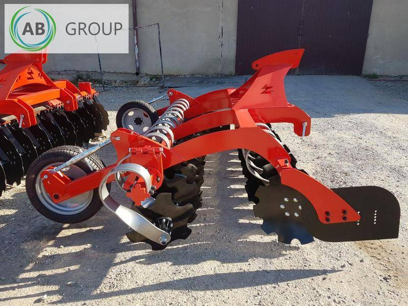Awemak front-mounted disc harrow OZYRYS BTF 30 - Scheibenegge: das Bild 2 Awemak front-mounted disc harrow OZYRYS BTF 30 - Scheibenegge: das Bild 2