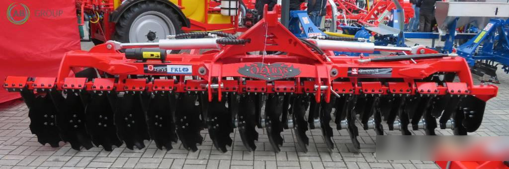 Awemak hydraulic folding disc harrow Ozyrys BTH40, 4 m - Scheibenegge: das Bild 1 Awemak hydraulic folding disc harrow Ozyrys BTH40, 4 m - Scheibenegge: das Bild 1