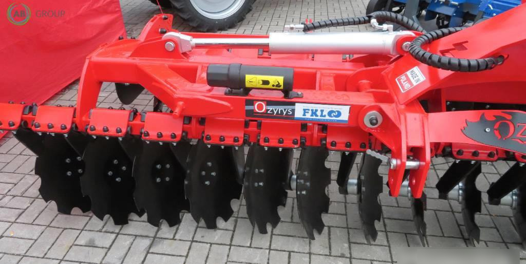 Awemak hydraulic folding disc harrow Ozyrys BTH40, 4 m - Scheibenegge: das Bild 2 Awemak hydraulic folding disc harrow Ozyrys BTH40, 4 m - Scheibenegge: das Bild 2
