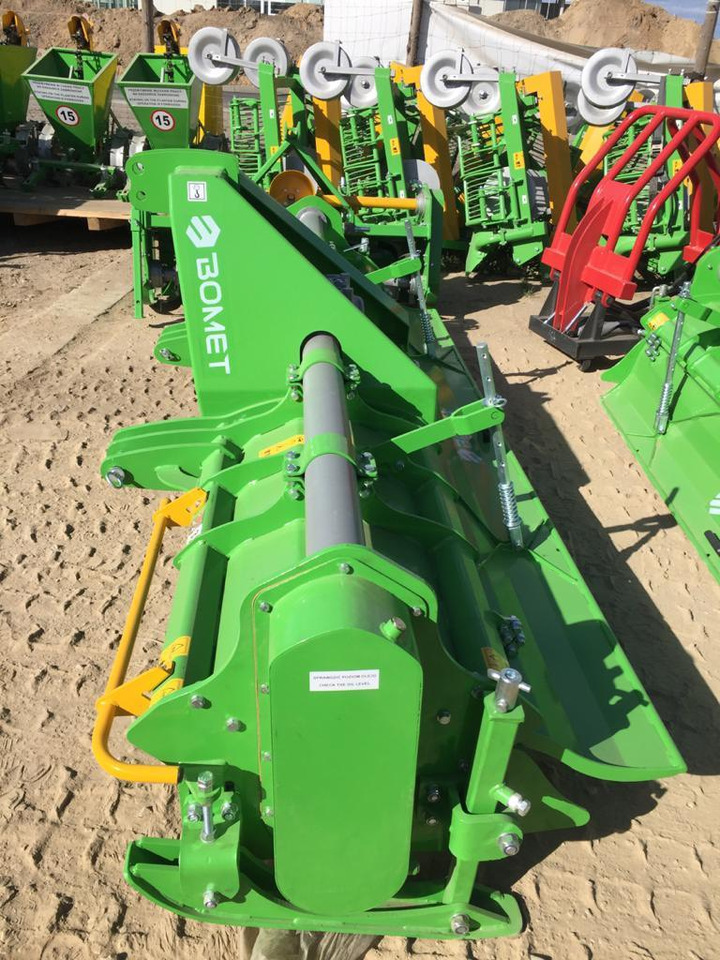 Bomet rotary tiller Volans U540/6, 2,6 m - Bodenfräse: das Bild 1 Bomet rotary tiller Volans U540/6, 2,6 m - Bodenfräse: das Bild 1