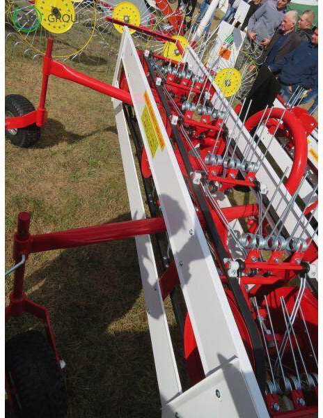Schwader Z296 / Belt rake Z296 / Ленточные грабли Z296 - Heuwender/ Wenderechen: das Bild 3 Schwader Z296 / Belt rake Z296 / Ленточные грабли Z296 - Heuwender/ Wenderechen: das Bild 3