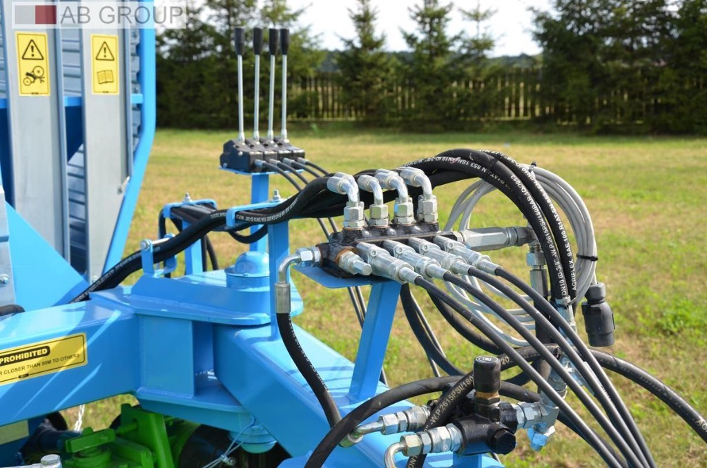 Zamet Green forage mower T653/3 24 m3 - Ladewagen: das Bild 3 Zamet Green forage mower T653/3 24 m3 - Ladewagen: das Bild 3