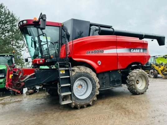 Case IH AFX8010 - Mähdrescher: das Bild 2 Case IH AFX8010 - Mähdrescher: das Bild 2