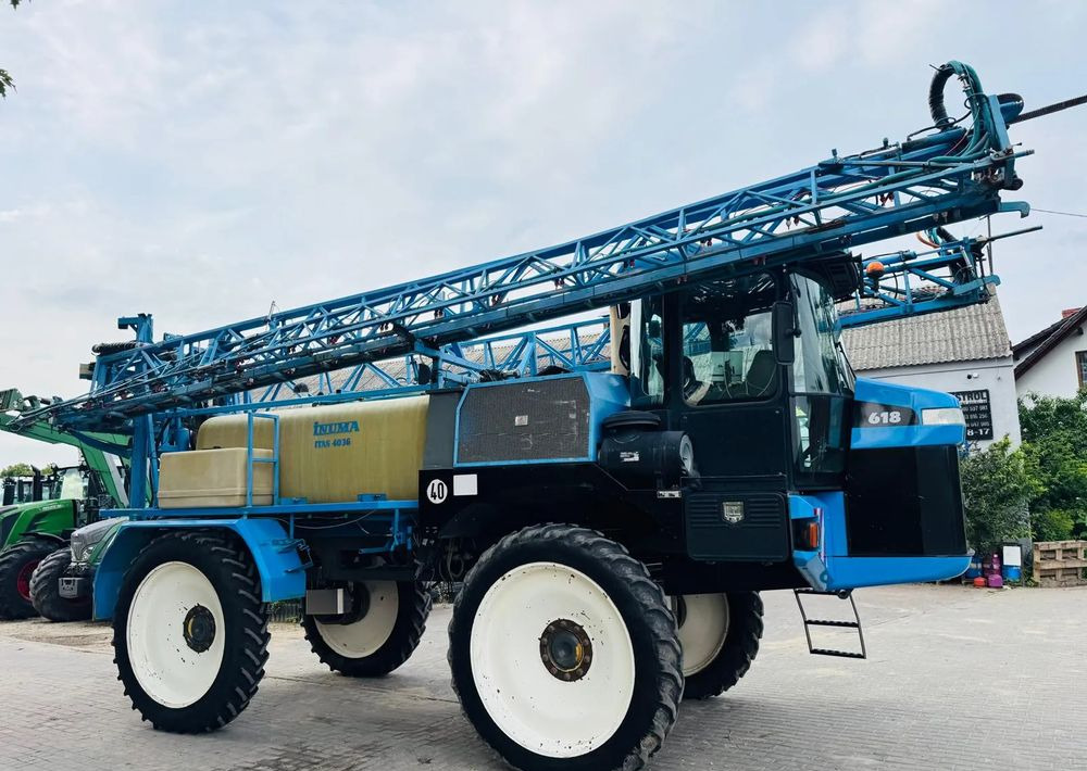 Challenger ROGATOR 618 - Selbstfahrspritze: das Bild 3 Challenger ROGATOR 618 - Selbstfahrspritze: das Bild 3