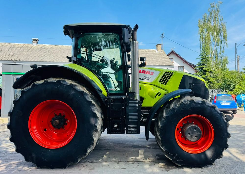 Claas Axion 850 - Traktor: das Bild 4 Claas Axion 850 - Traktor: das Bild 4