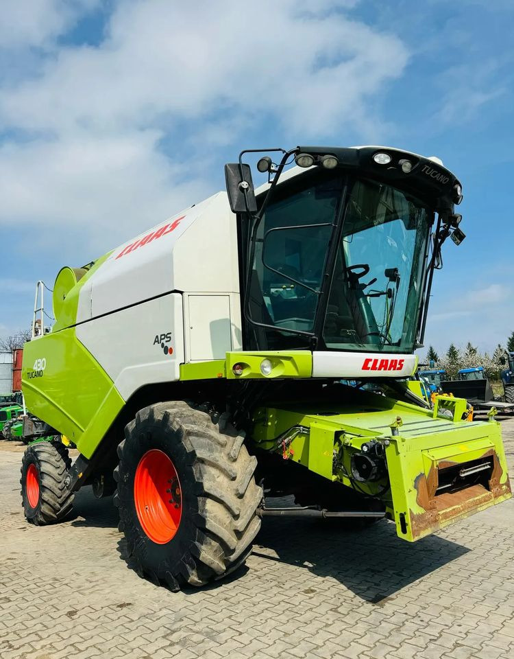 Claas Tucano 430 APS - Mähdrescher: das Bild 5 Claas Tucano 430 APS - Mähdrescher: das Bild 5