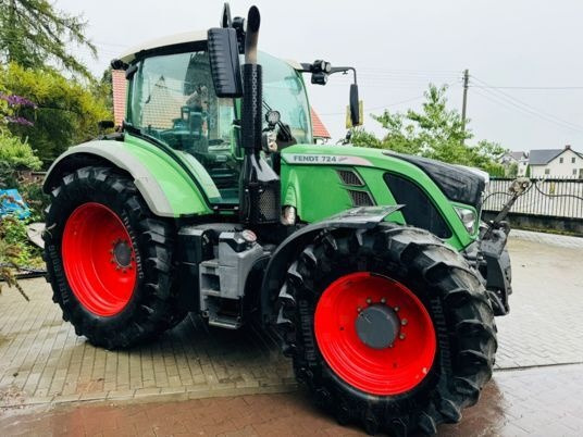 Fendt 724 VARIO PROFI - Traktor: das Bild 2 Fendt 724 VARIO PROFI - Traktor: das Bild 2