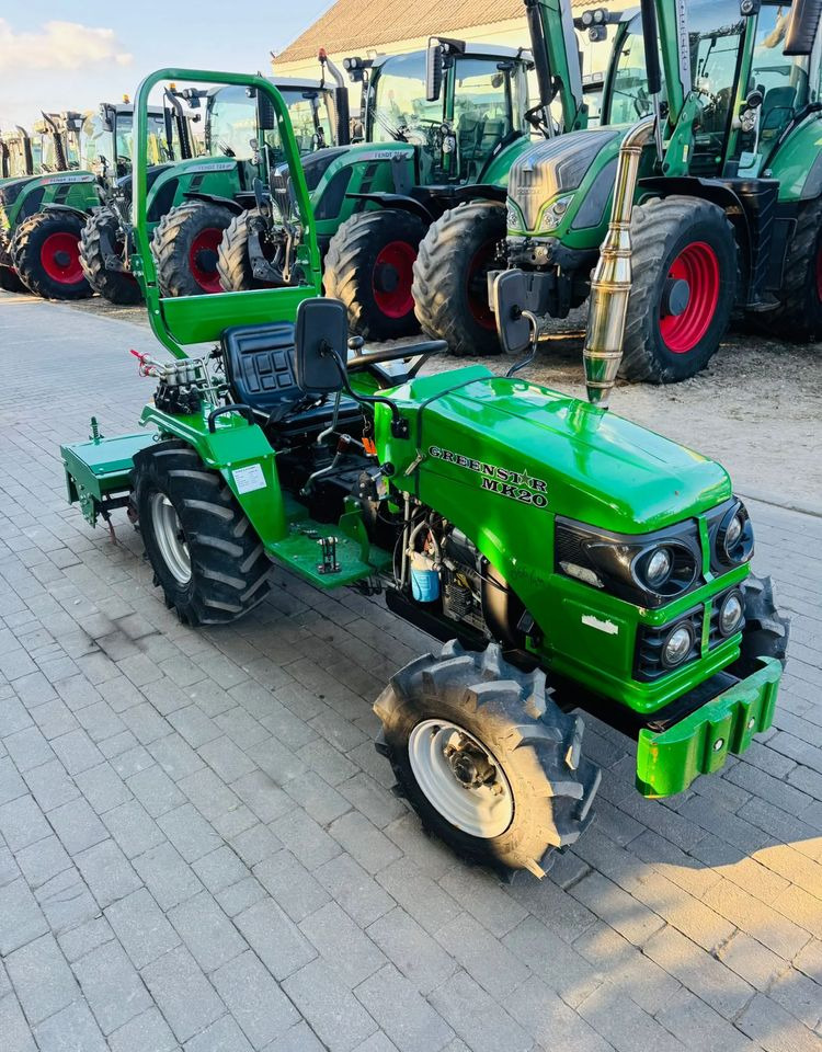 Inny Greenstar MK20 - Traktor: das Bild 3 Inny Greenstar MK20 - Traktor: das Bild 3
