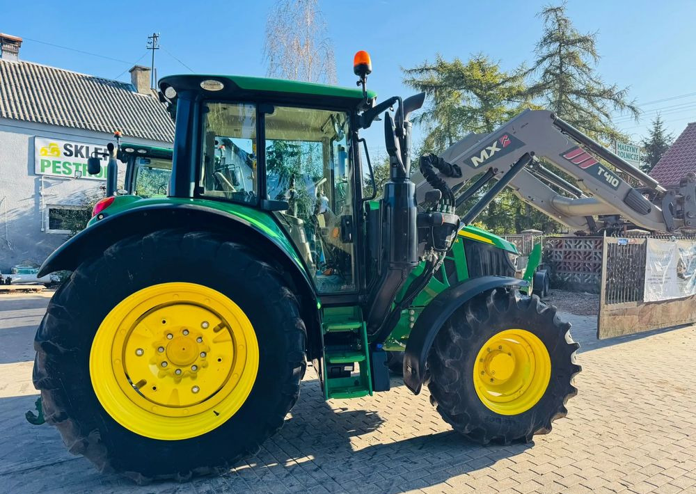 John Deere 6110M - Traktor: das Bild 3 John Deere 6110M - Traktor: das Bild 3