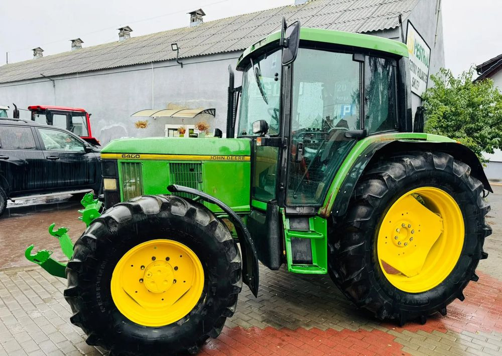 John Deere 6400 - Traktor: das Bild 5 John Deere 6400 - Traktor: das Bild 5