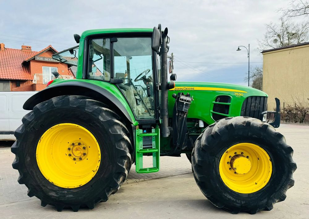 John Deere 7530 - Traktor: das Bild 4 John Deere 7530 - Traktor: das Bild 4