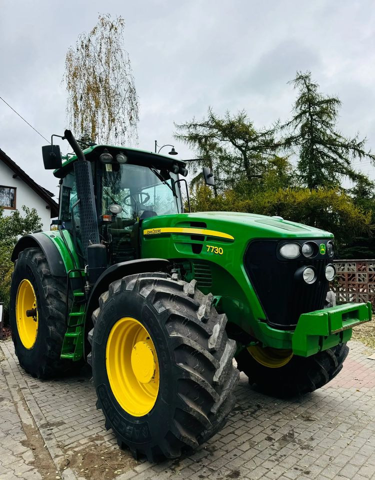 John Deere 7730 - Traktor: das Bild 1 John Deere 7730 - Traktor: das Bild 1