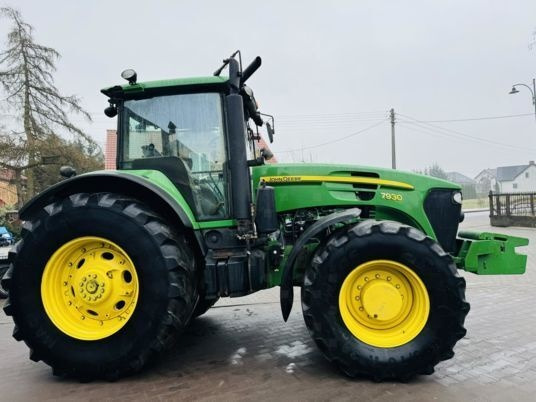 Traktor John Deere 7930: das Bild 9