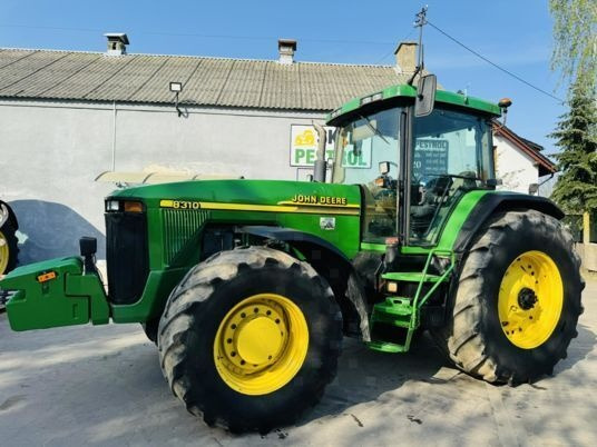 John Deere 8310 - Traktor: das Bild 3 John Deere 8310 - Traktor: das Bild 3