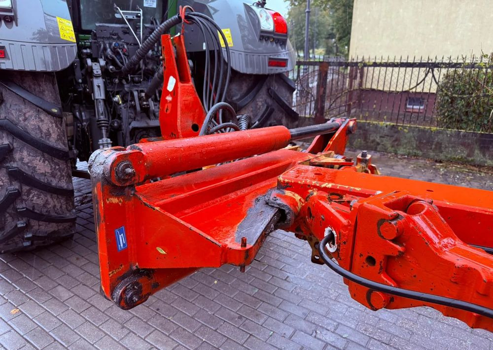 Kuhn VARI Manager - Pflug: das Bild 2 Kuhn VARI Manager - Pflug: das Bild 2