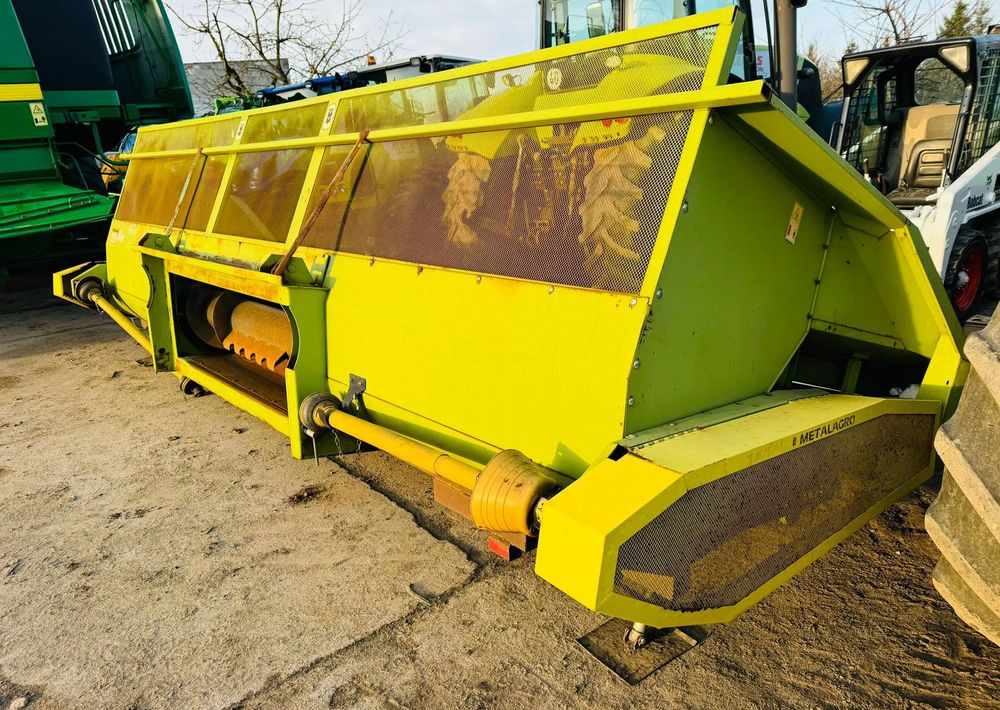 Metal-Technik - Maschine für Sonnenblumenernte: das Bild 3 Metal-Technik - Maschine für Sonnenblumenernte: das Bild 3