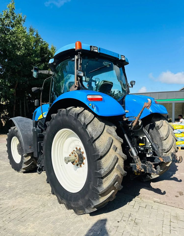 New Holland T7030 - Traktor: das Bild 3 New Holland T7030 - Traktor: das Bild 3