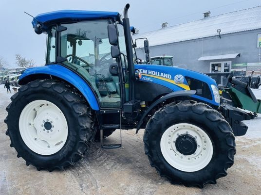 New Holland TD5.115 - Traktor: das Bild 2 New Holland TD5.115 - Traktor: das Bild 2