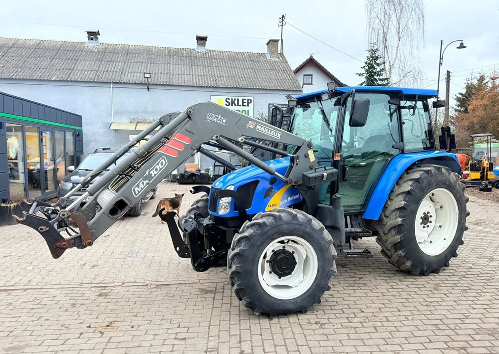 New Holland TL 100 - Traktor: das Bild 2 New Holland TL 100 - Traktor: das Bild 2