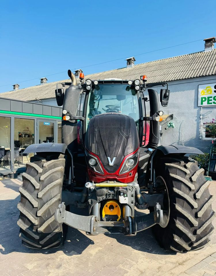 Valtra T174 Versu - Traktor: das Bild 3 Valtra T174 Versu - Traktor: das Bild 3