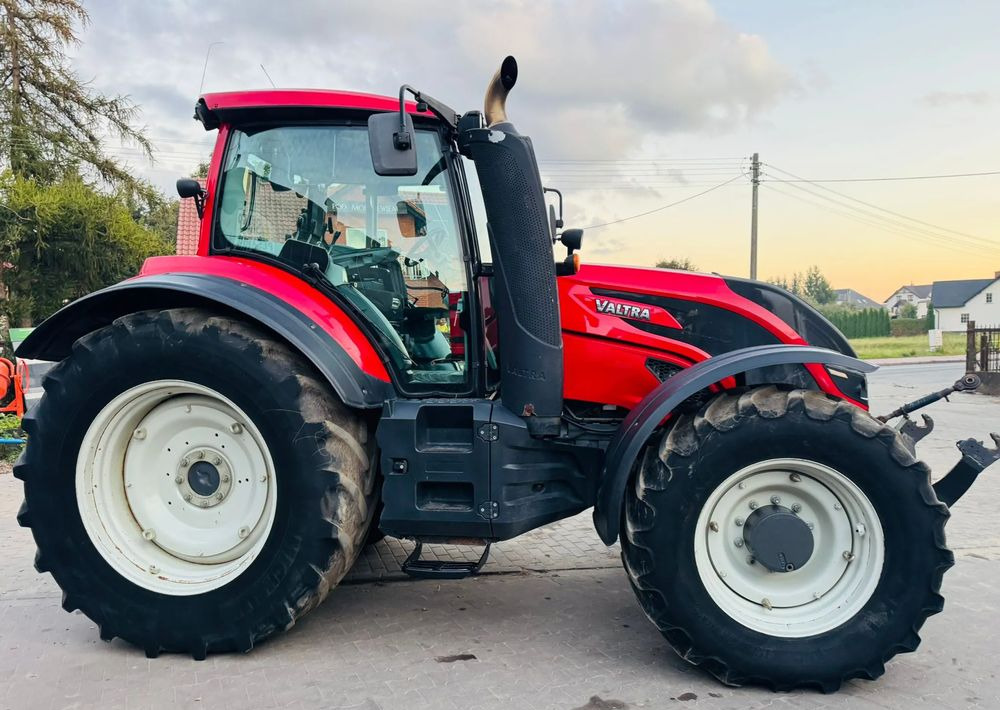 Valtra T214 ACTIVE - Traktor: das Bild 3 Valtra T214 ACTIVE - Traktor: das Bild 3