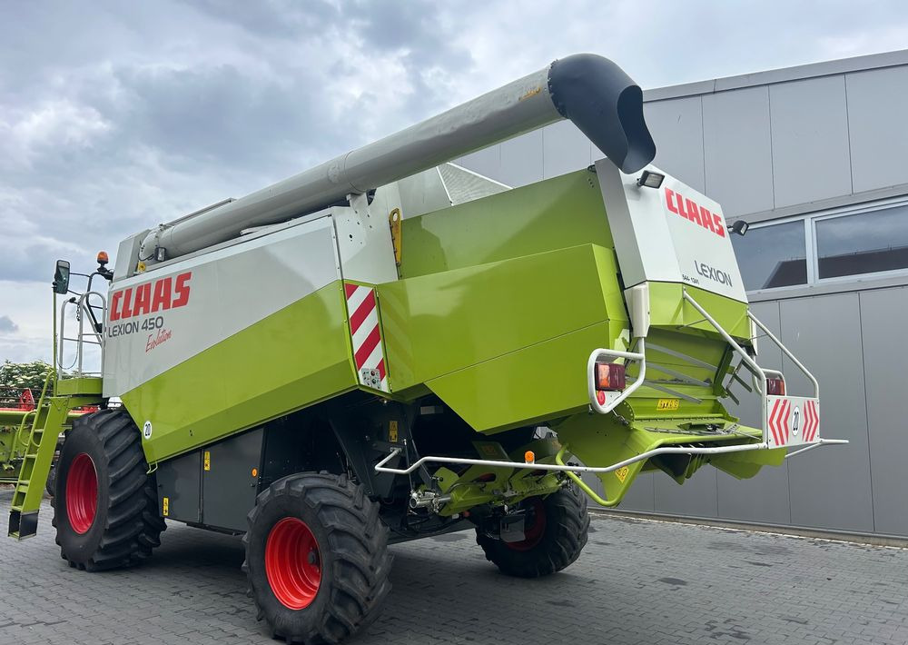 Claas Lexion 450 Evolution - Mähdrescher: das Bild 3 Claas Lexion 450 Evolution - Mähdrescher: das Bild 3