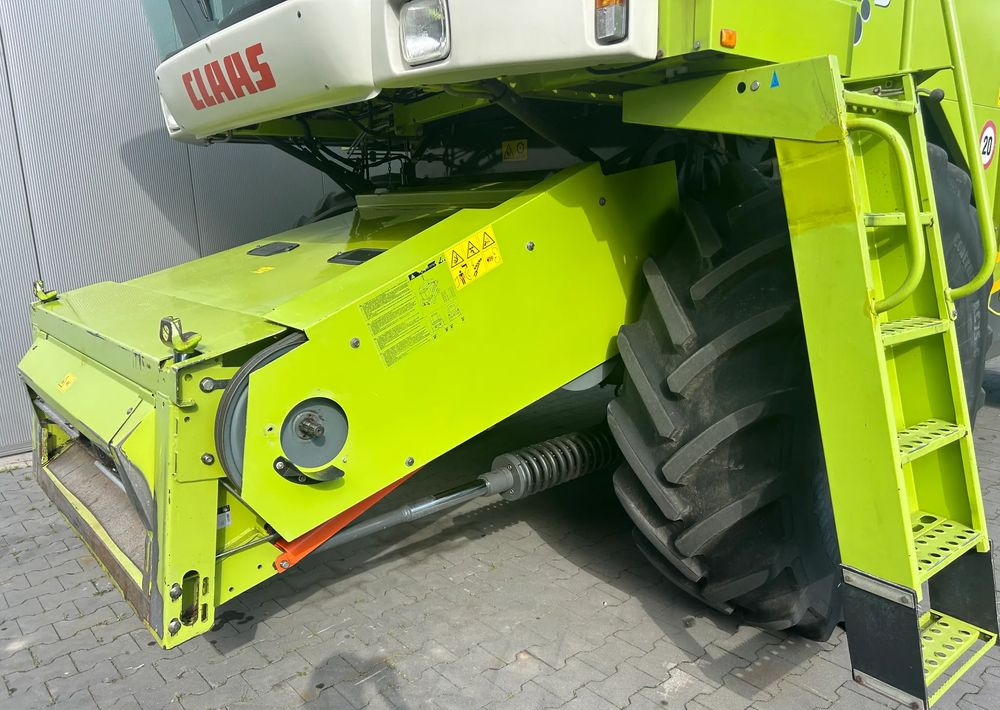 Claas Mega 360 - Mähdrescher: das Bild 3 Claas Mega 360 - Mähdrescher: das Bild 3