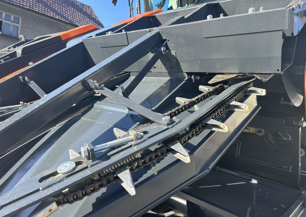 Inny Optigep Optisun CS 876 - Maschine für Sonnenblumenernte: das Bild 5 Inny Optigep Optisun CS 876 - Maschine für Sonnenblumenernte: das Bild 5