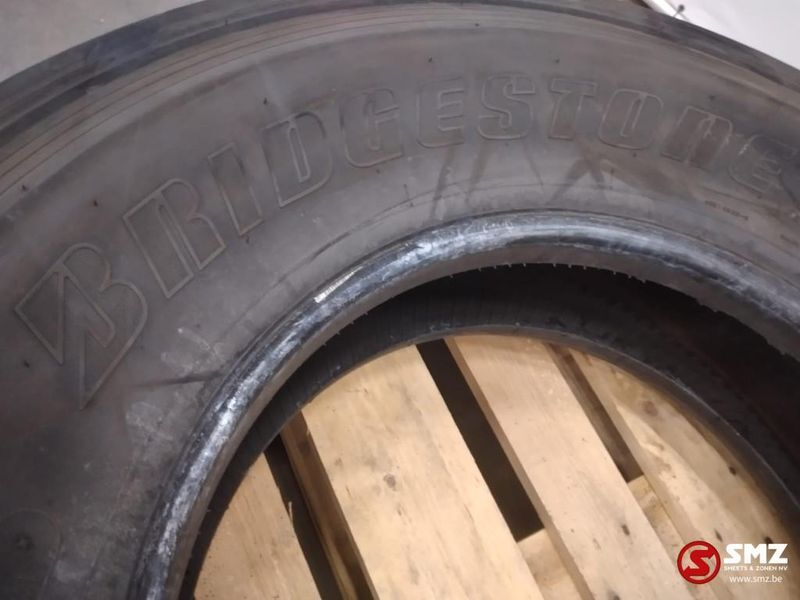 Bridgestone Occ vrachtwagenband Bridgestone R297 315/80R22.5 - Reifen für LKW: das Bild 2 Bridgestone Occ vrachtwagenband Bridgestone R297 315/80R22.5 - Reifen für LKW: das Bild 2