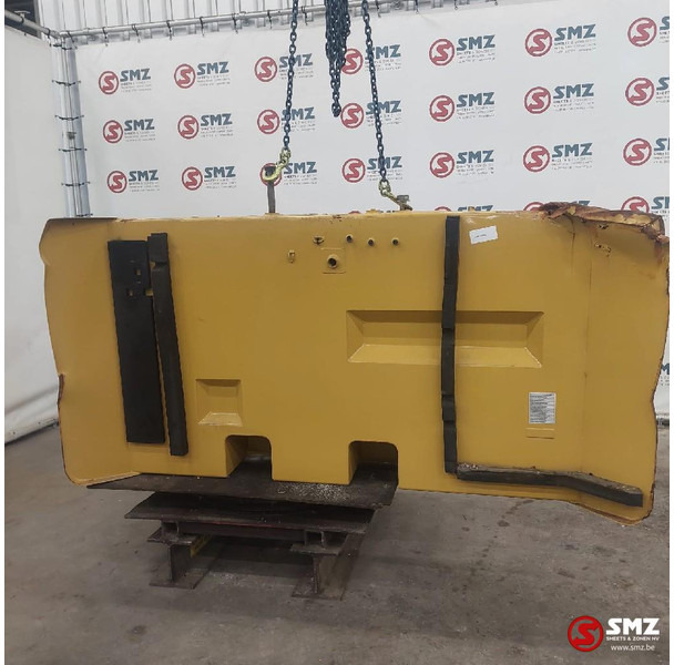 Caterpillar Counterweight 2.47T Caterpillar - Rahmen/ Chassis für Flurförderzeug: das Bild 2 Caterpillar Counterweight 2.47T Caterpillar - Rahmen/ Chassis für Flurförderzeug: das Bild 2