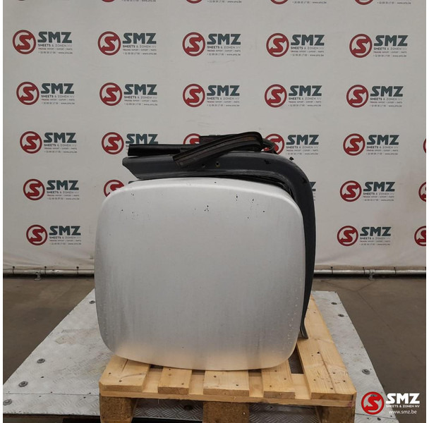 DAF Occ brandstoftank 430L + steunen DAF - Kraftstofftank für LKW: das Bild 4 DAF Occ brandstoftank 430L + steunen DAF - Kraftstofftank für LKW: das Bild 4