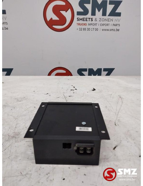 DAF Occ omvormer 24V-12V 20A DAF - Elektrische Ausrüstung für LKW: das Bild 2 DAF Occ omvormer 24V-12V 20A DAF - Elektrische Ausrüstung für LKW: das Bild 2
