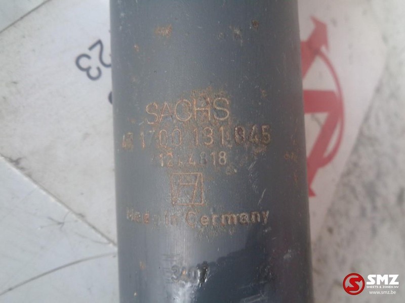 Iveco Occ schokdemper 47 1700 131 045 - Stoßdämpfer für LKW: das Bild 2 Iveco Occ schokdemper 47 1700 131 045 - Stoßdämpfer für LKW: das Bild 2