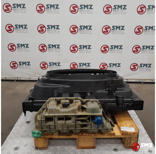 MAN Occ radiator MAN - Kühler für LKW: das Bild 2 MAN Occ radiator MAN - Kühler für LKW: das Bild 2