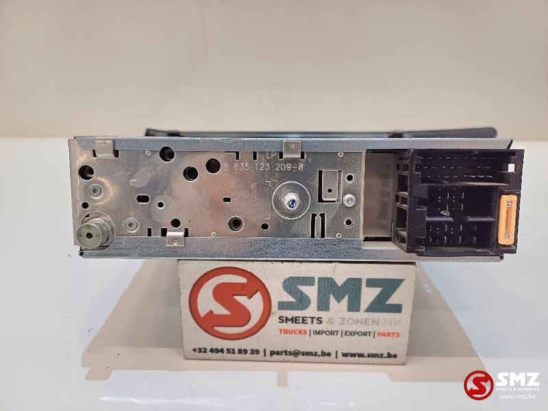 MAN Occ radio MAN - Elektrische Ausrüstung für LKW: das Bild 2 MAN Occ radio MAN - Elektrische Ausrüstung für LKW: das Bild 2