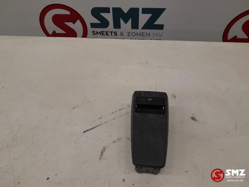 MAN Occ vensterschakelaar MAN TGS 81258067095 - Fahrerhaus und Interieur für LKW: das Bild 1 MAN Occ vensterschakelaar MAN TGS 81258067095 - Fahrerhaus und Interieur für LKW: das Bild 1