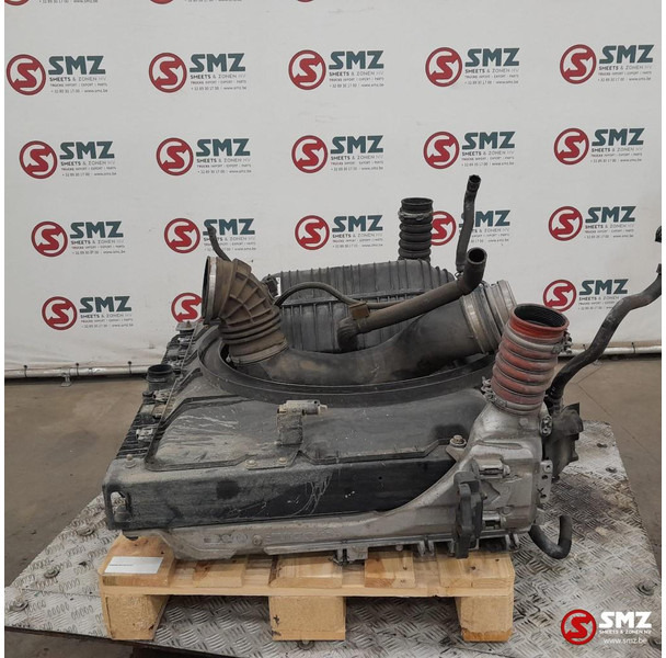 Mercedes-Benz Occ radiator + intercooler + expansievat Mercedes - Kühler für LKW: das Bild 4 Mercedes-Benz Occ radiator + intercooler + expansievat Mercedes - Kühler für LKW: das Bild 4