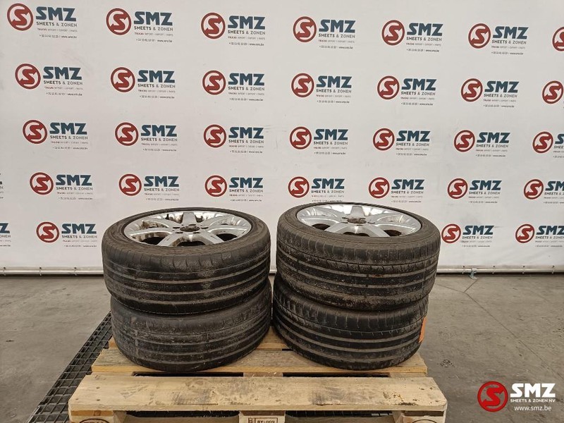 Mercedes-Benz Occ set velgen Mercedes 17" - Komplettrad für LKW: das Bild 1 Mercedes-Benz Occ set velgen Mercedes 17" - Komplettrad für LKW: das Bild 1
