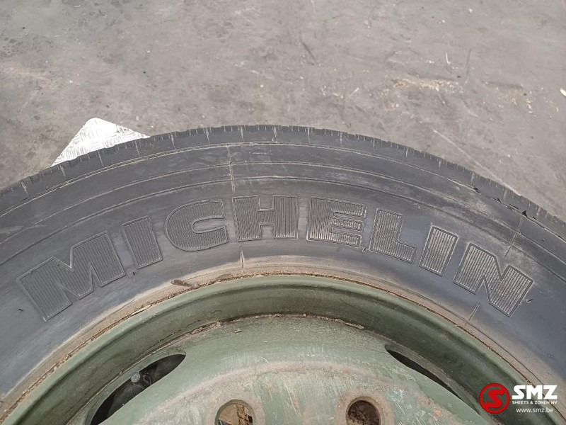 Michelin Occ vrachtwagenband 11R22.5 148/145L Michelin - Reifen für LKW: das Bild 2 Michelin Occ vrachtwagenband 11R22.5 148/145L Michelin - Reifen für LKW: das Bild 2