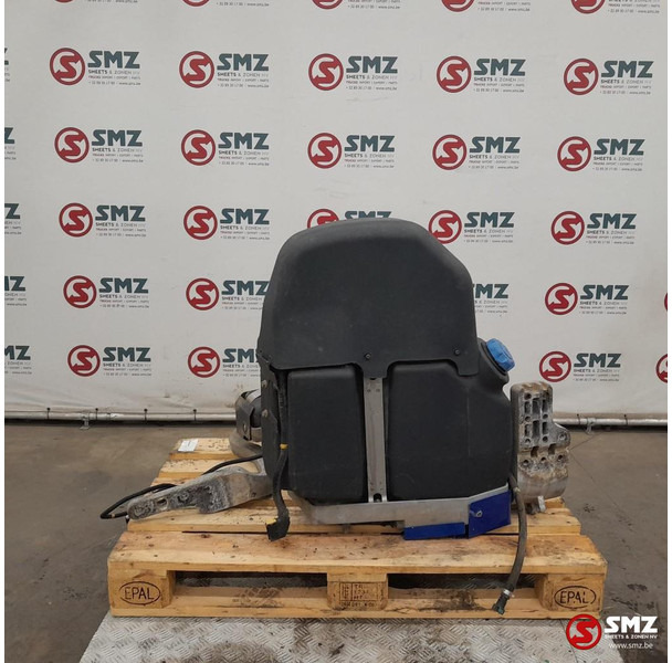 Renault Occ AdBluetank + Adblueniveausensor + AdBluepomp + - Kraftstoffaufbereitung/ Kraftstoffförderung für LKW: das Bild 4 Renault Occ AdBluetank + Adblueniveausensor + AdBluepomp + - Kraftstoffaufbereitung/ Kraftstoffförderung für LKW: das Bild 4