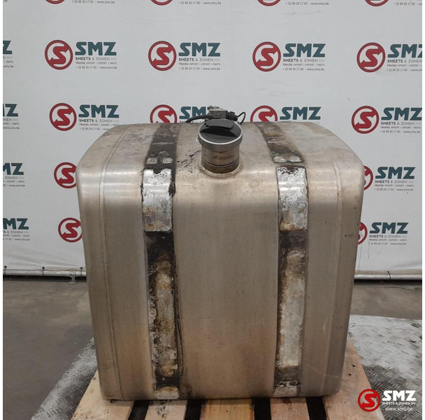 Scania Occ brandstoftank 320L Scania - Kraftstofftank für LKW: das Bild 1 Scania Occ brandstoftank 320L Scania - Kraftstofftank für LKW: das Bild 1