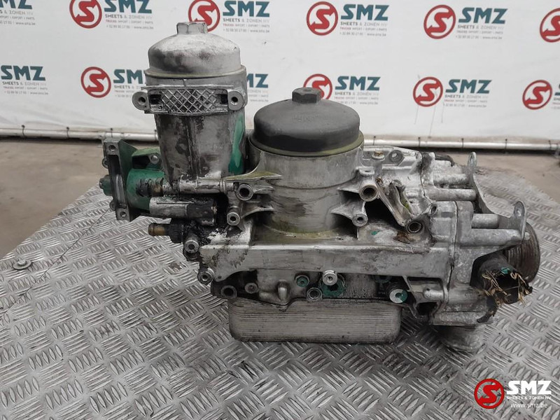 Volvo Occ oliefilterhuis met waterpomp D7E Volvo - Ölfilter für LKW: das Bild 1 Volvo Occ oliefilterhuis met waterpomp D7E Volvo - Ölfilter für LKW: das Bild 1