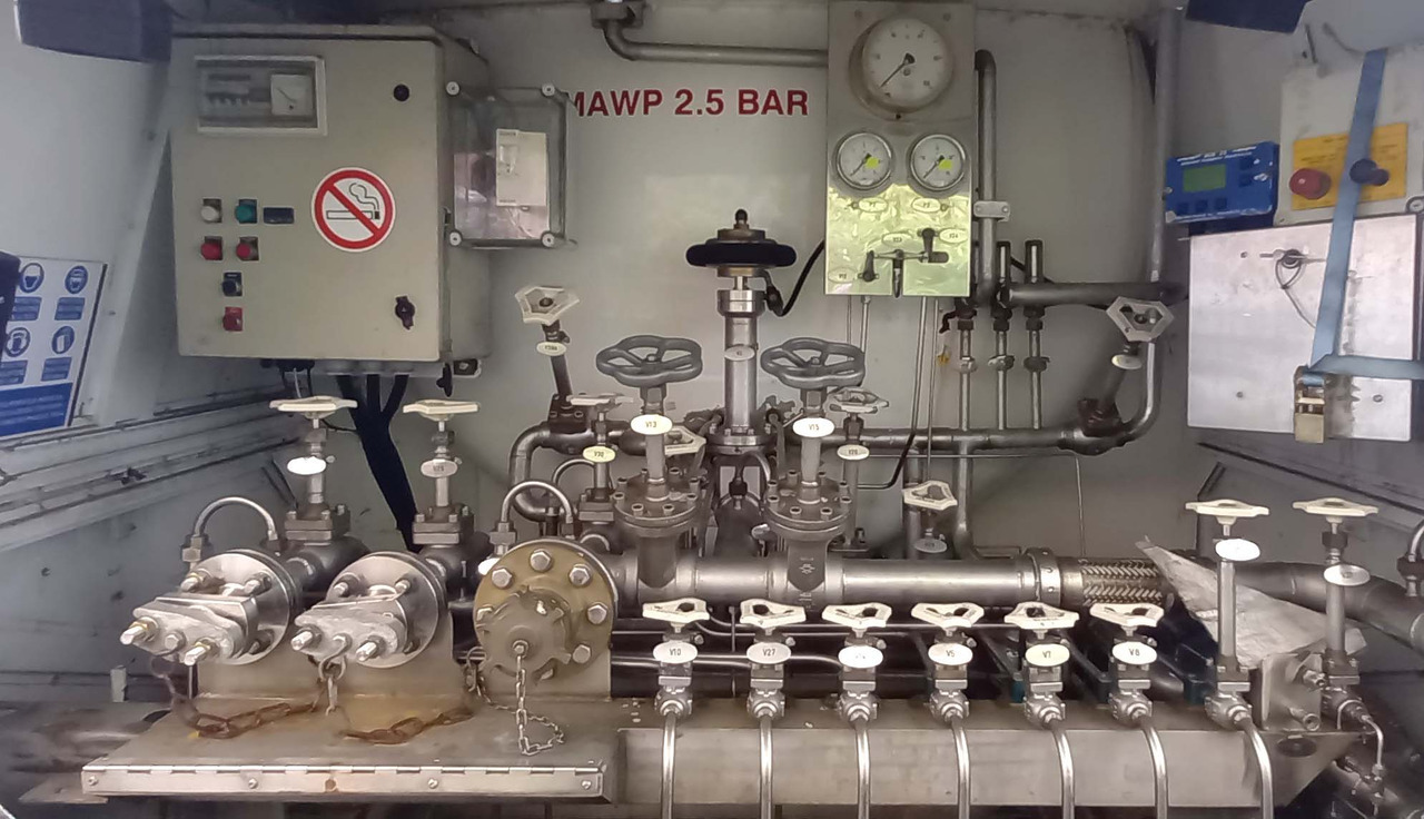 CRYOLOR Gas tank semi-trailer cryogenic used for nitrogen, argon, oxygen, LIN, LOX, LAR. - Tankauflieger: das Bild 5 CRYOLOR Gas tank semi-trailer cryogenic used for nitrogen, argon, oxygen, LIN, LOX, LAR. - Tankauflieger: das Bild 5