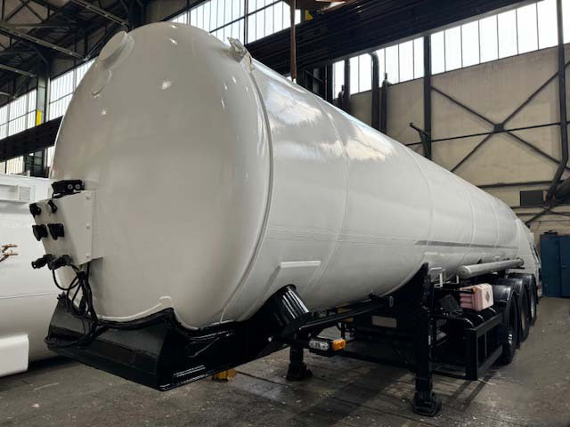 CRYOLOR gas tank semi trailer cryogenic for nitrogen, argon, oxygen, LIN, LOX, LAR. - Tankauflieger: das Bild 2 CRYOLOR gas tank semi trailer cryogenic for nitrogen, argon, oxygen, LIN, LOX, LAR. - Tankauflieger: das Bild 2