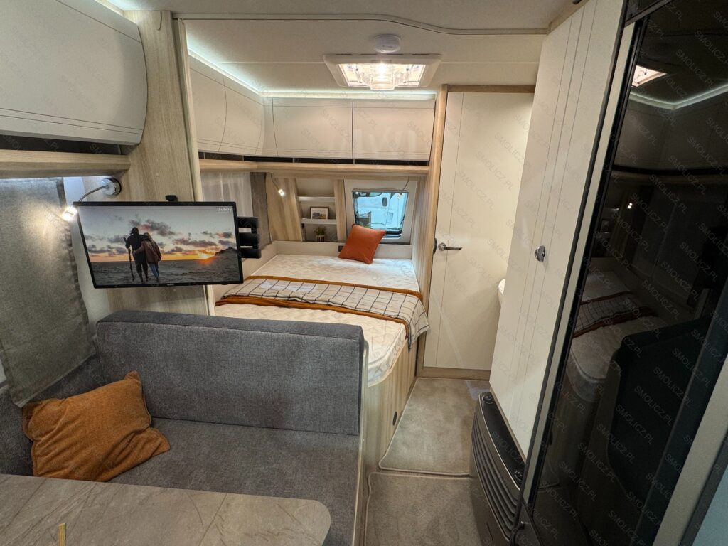 DE LUXE 400 SFe - Wohnwagen: das Bild 3 DE LUXE 400 SFe - Wohnwagen: das Bild 3